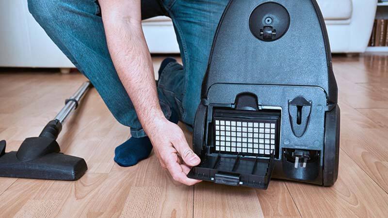 ترفندهای افزایش عمر جارو برقی